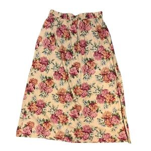 Vintage Portraits Northern Isles Floral Print Skirt Cottage Core Grandmas Couch